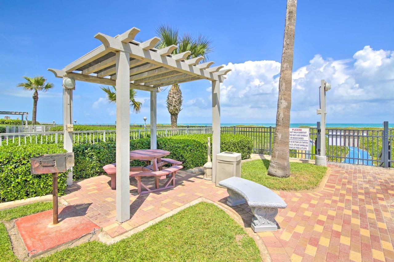 Sunny Oceanfront Condo On South Padre Island Beach Екстер'єр фото
