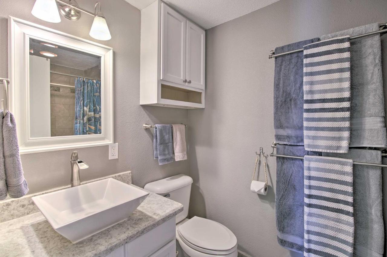 Sunny Oceanfront Condo On South Padre Island Beach Екстер'єр фото